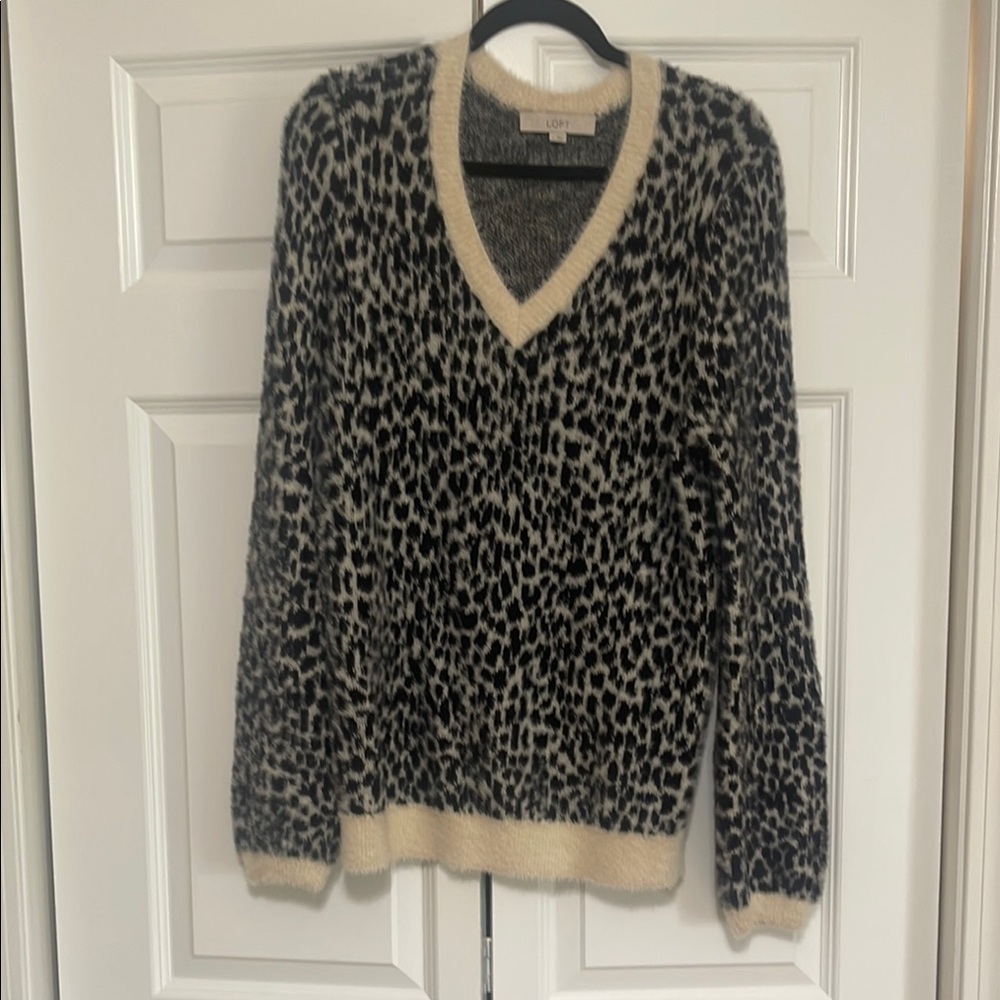 LOFT Black and Cream Knit Sweater